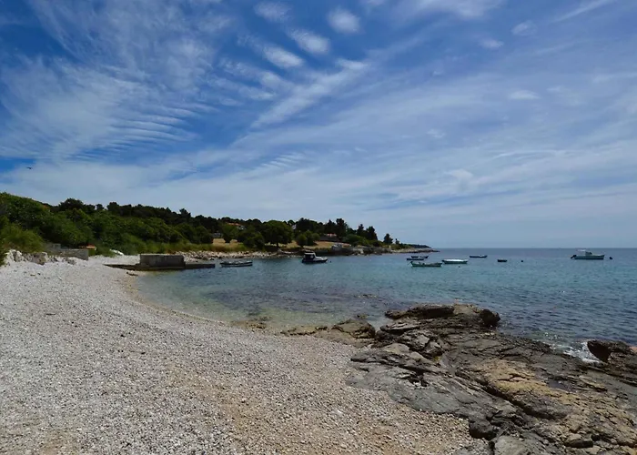 アパート 11 プーラ